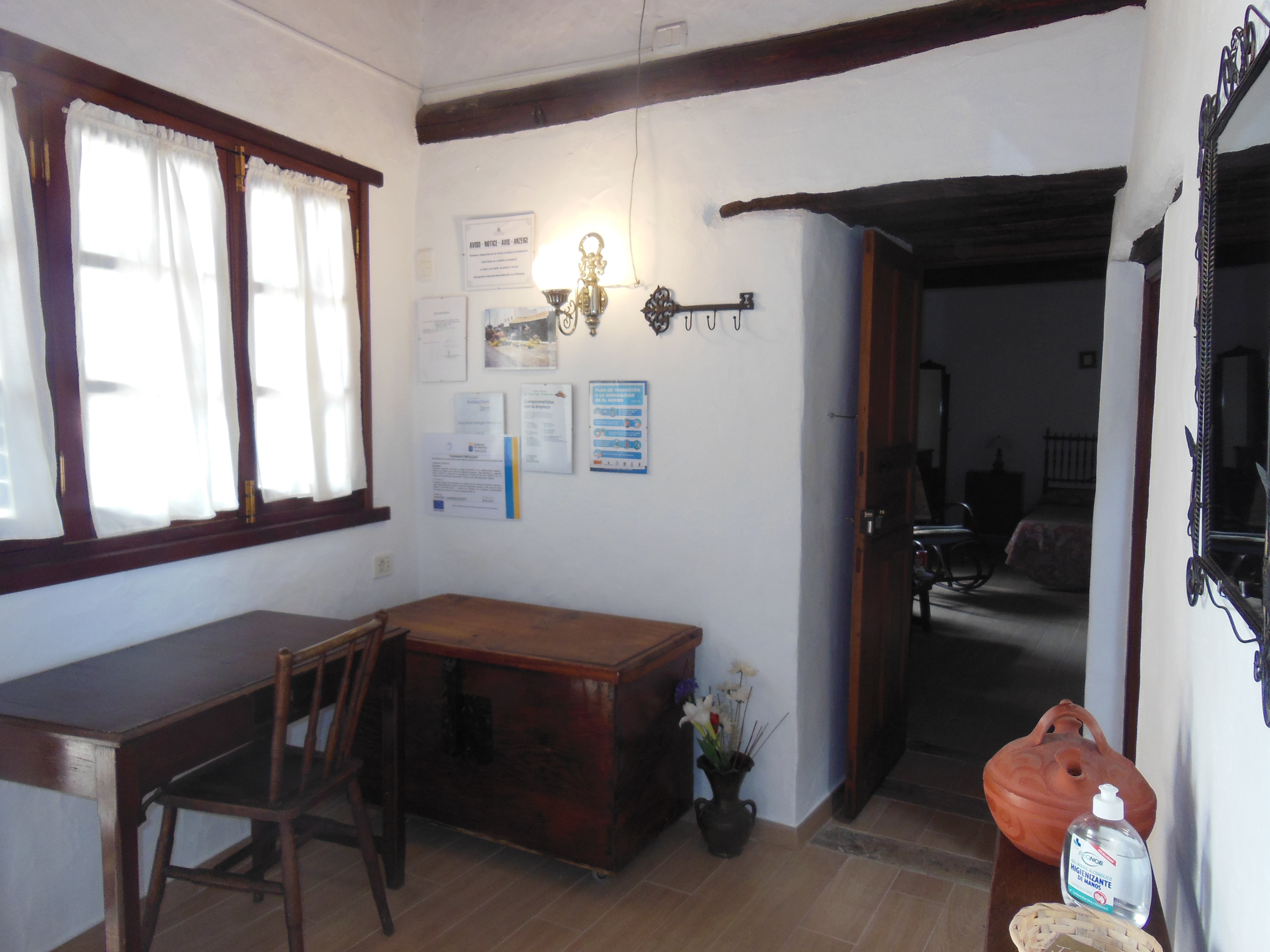 El Hierro Casa Rural Aborigen Bimbache escritorio